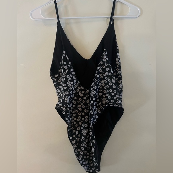 Forever 21 one piece bathing suit - Picture 2 of 3